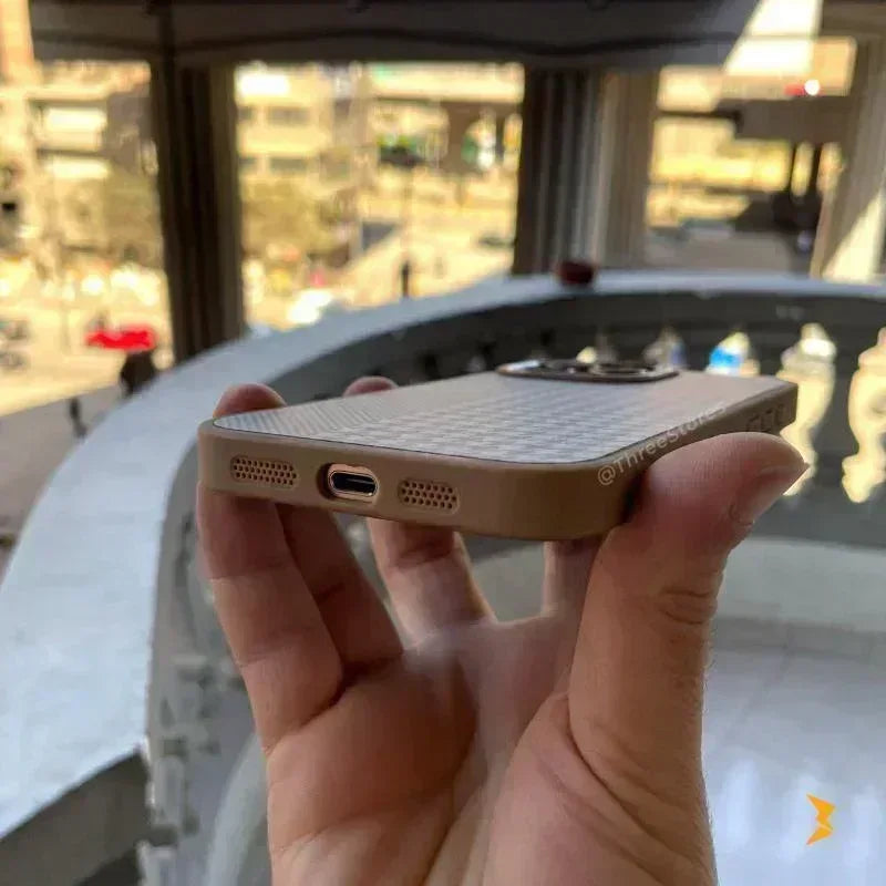 Comie Figure Magsafe Case iPhone 15 Pro Max - Three