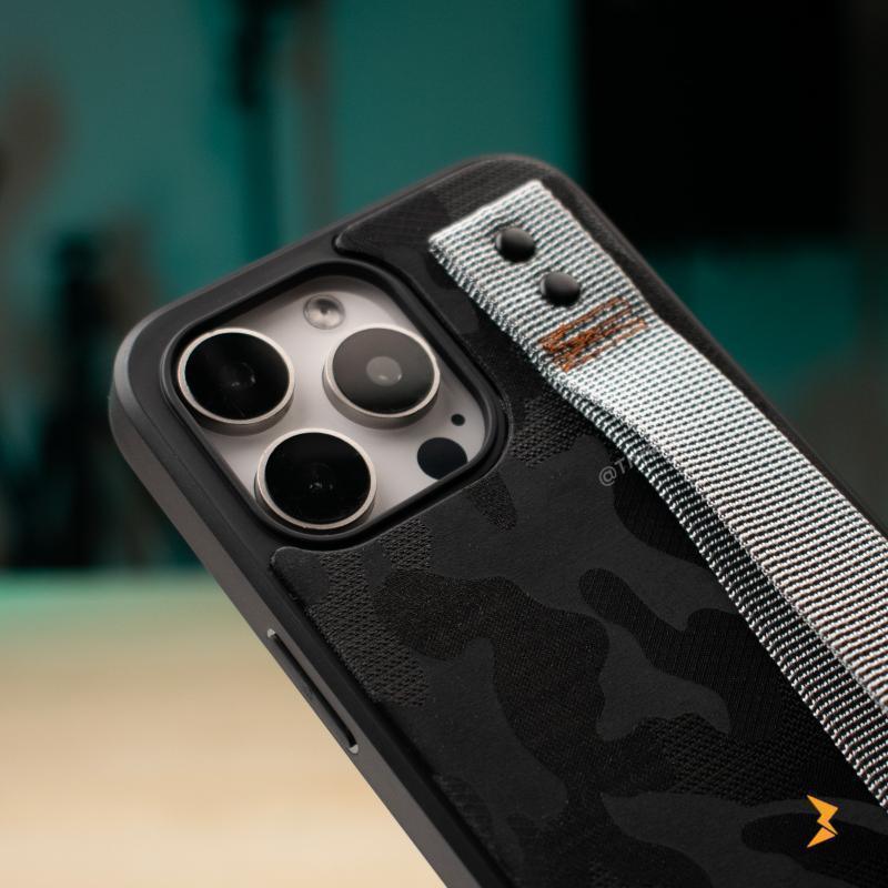 DDH Camo Hand Strap Case iPhone 15 Pro Max - Three