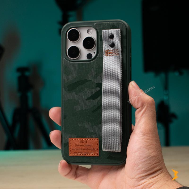 DDH Camo Hand Strap Case iPhone 15 Pro Max - Three
