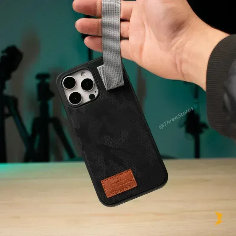 DDH Camo Hand Strap Case iPhone 15 Pro Max - Three