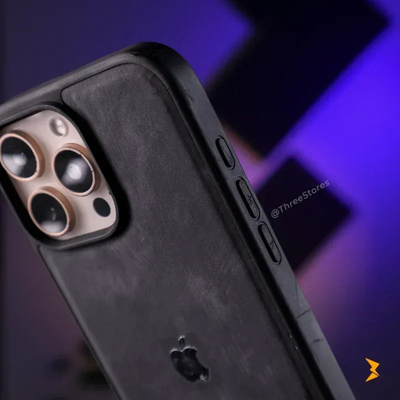 DK Leather Case iPhone 16 Pro Max - Three