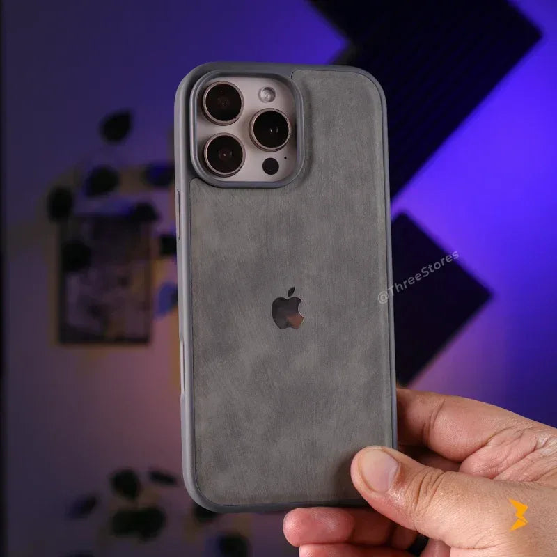 DK Leather Case iPhone 16 Pro Max - Three