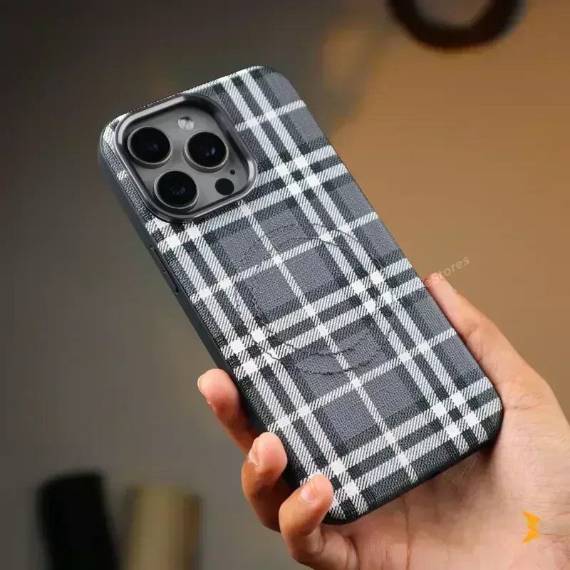 Denvo Fabric Magsafe Case iPhone 16 Pro Max - Three