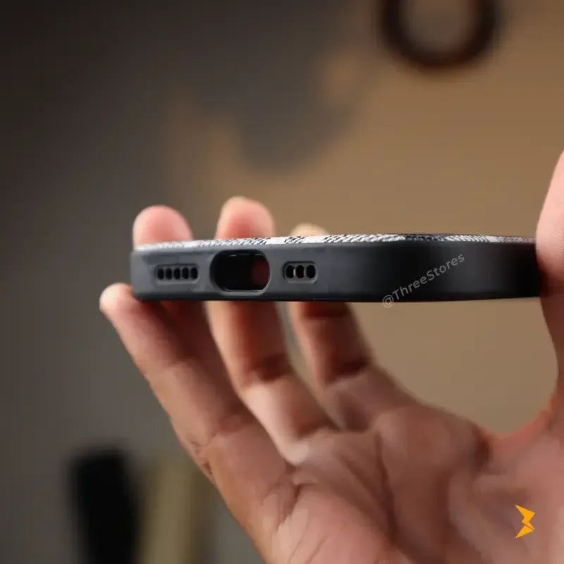 Denvo Fabric Magsafe Case iPhone 16 - Three