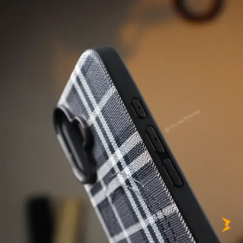 Denvo Fabric Magsafe Case iPhone 16 - Three