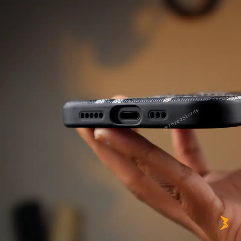 Denvo Fabric Magsafe Case iPhone 15