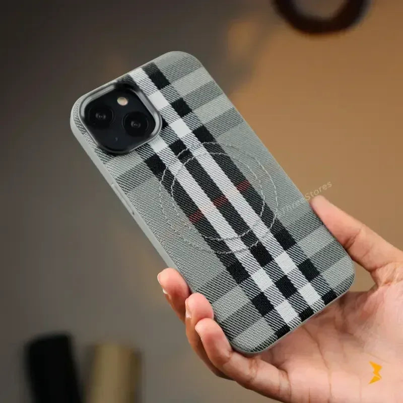 Denvo Fabric Magsafe Case iPhone 15 - Three