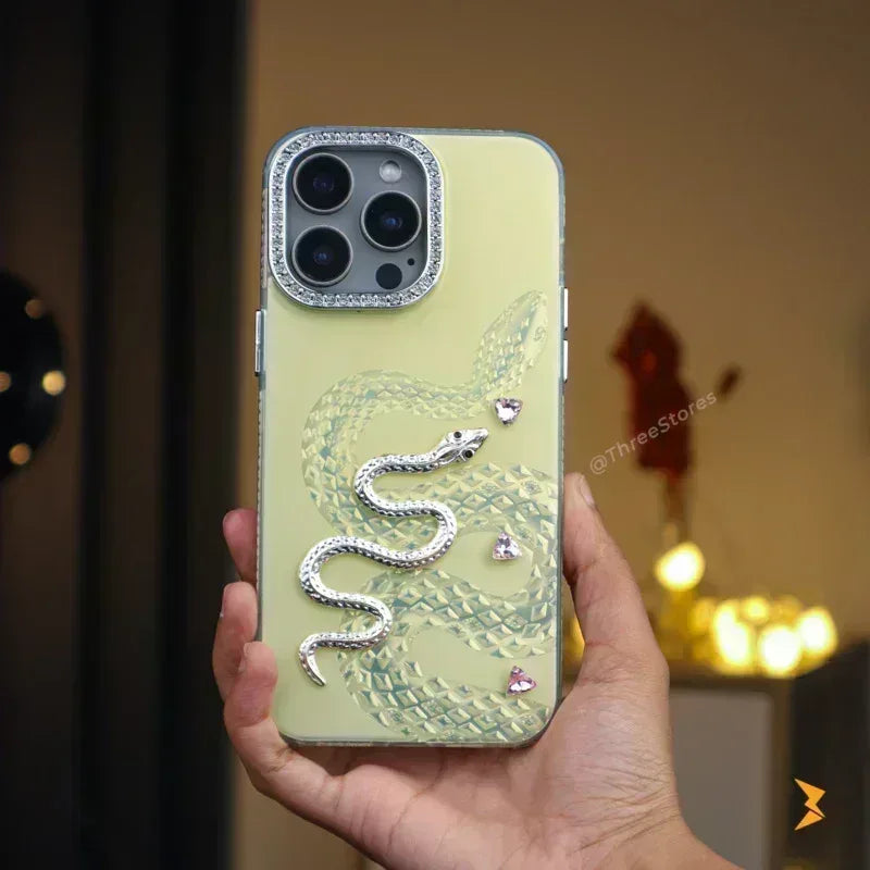 Diamond Heart Snake Case iPhone 16 Pro Max - Three