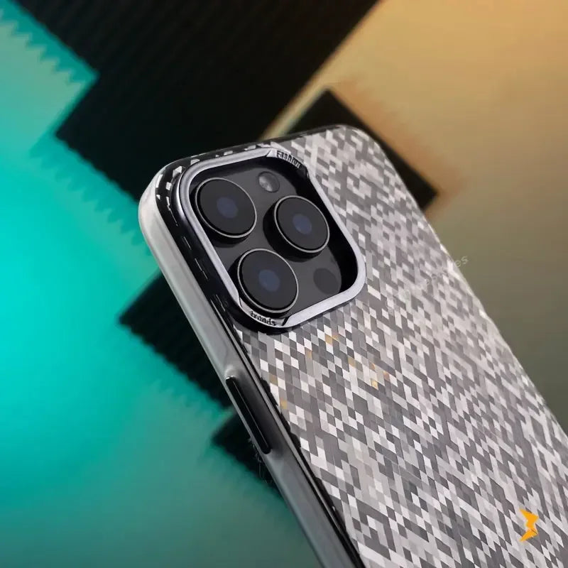 Disco Vibe Case iPhone 16 Pro - Three