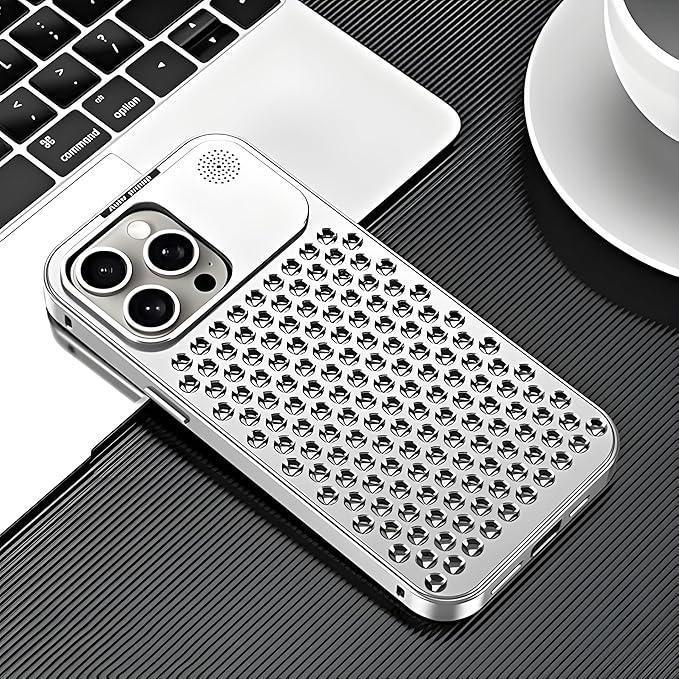 Dyong Metal Diffuser Case iPhone 16 Pro Max - Three