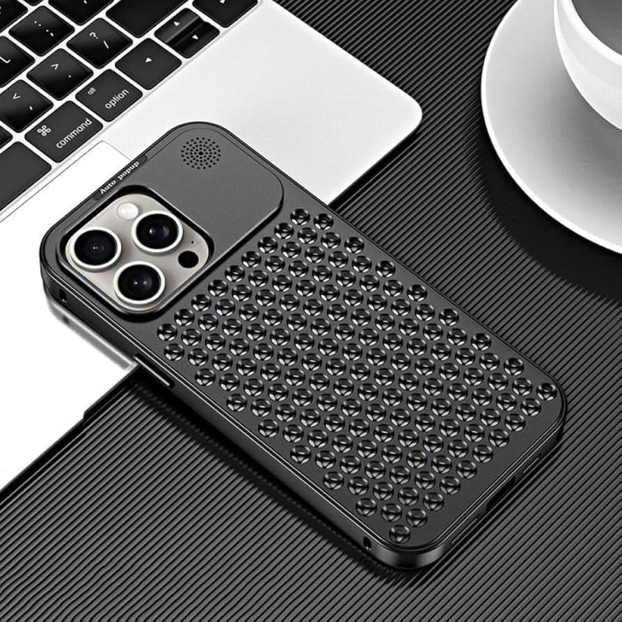 Dyong Metal Diffuser Case iPhone 16 Pro Max - Three