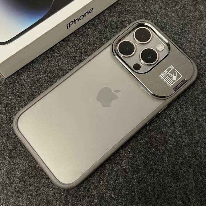 Eagle Eye Protective Case iPhone 15 Pro Max - Three