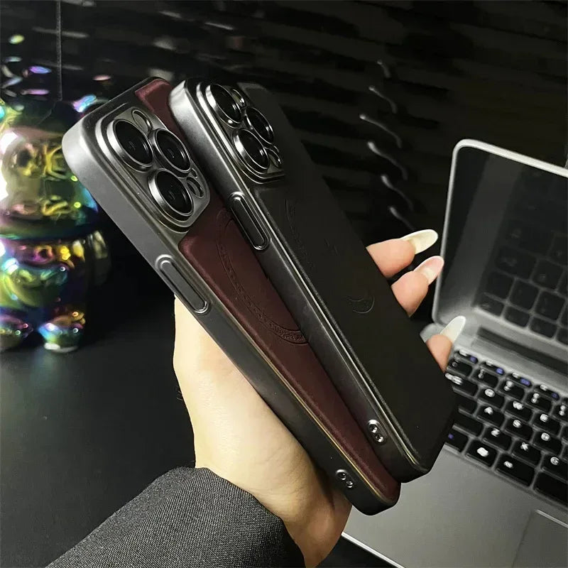 Electricity Magsafe Leather Case iPhone 15 Pro Max - Three