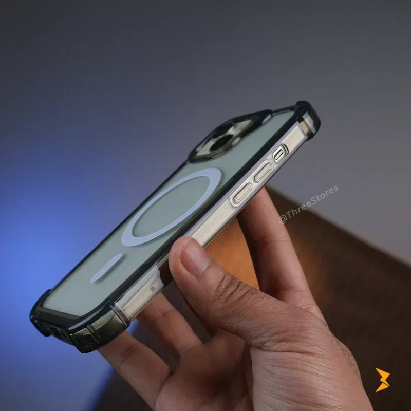 Eye Lash Magsafe Case iPhone 13/14/15 - Three