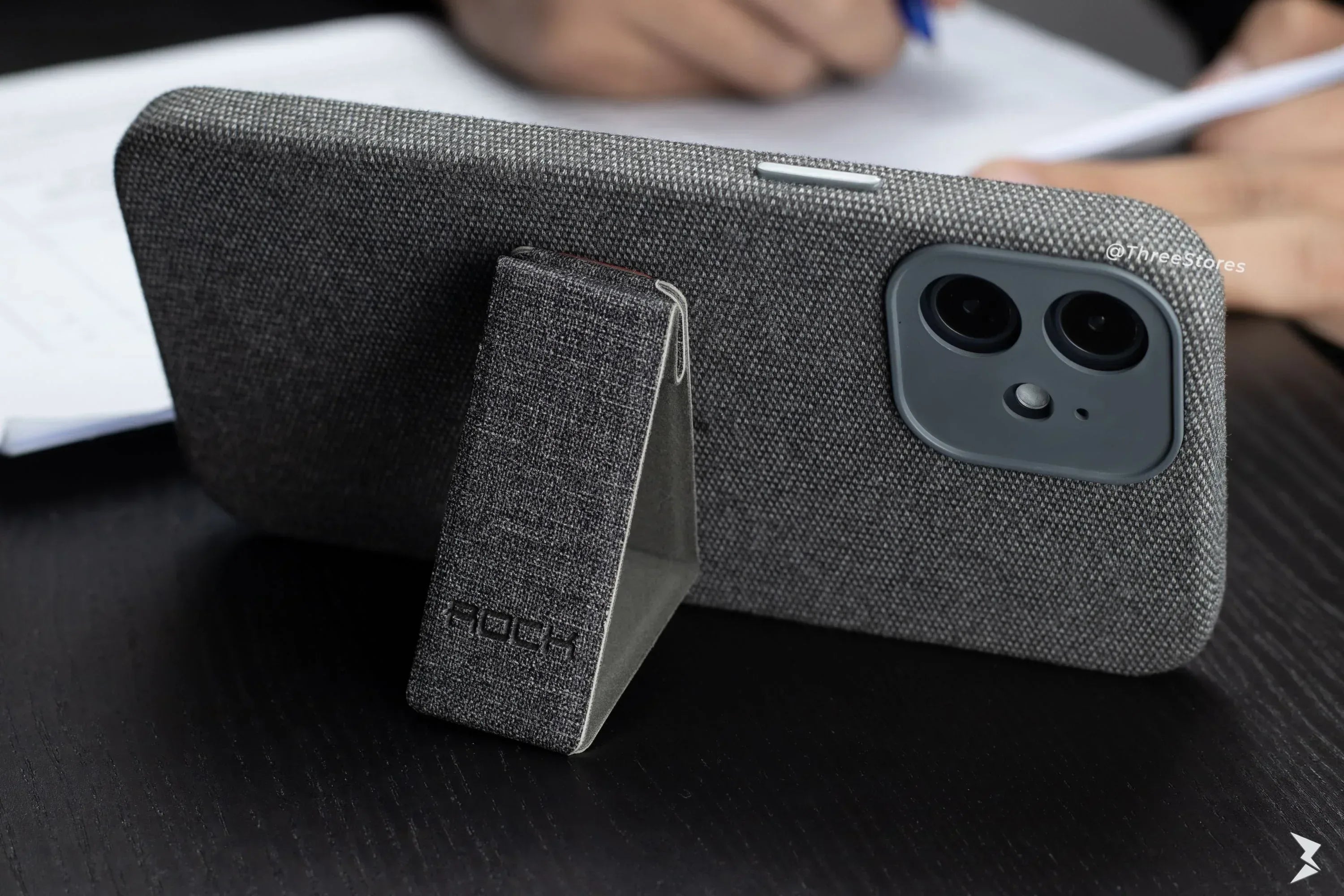 Fabric Camera Protection Case iPhone 12 - Three