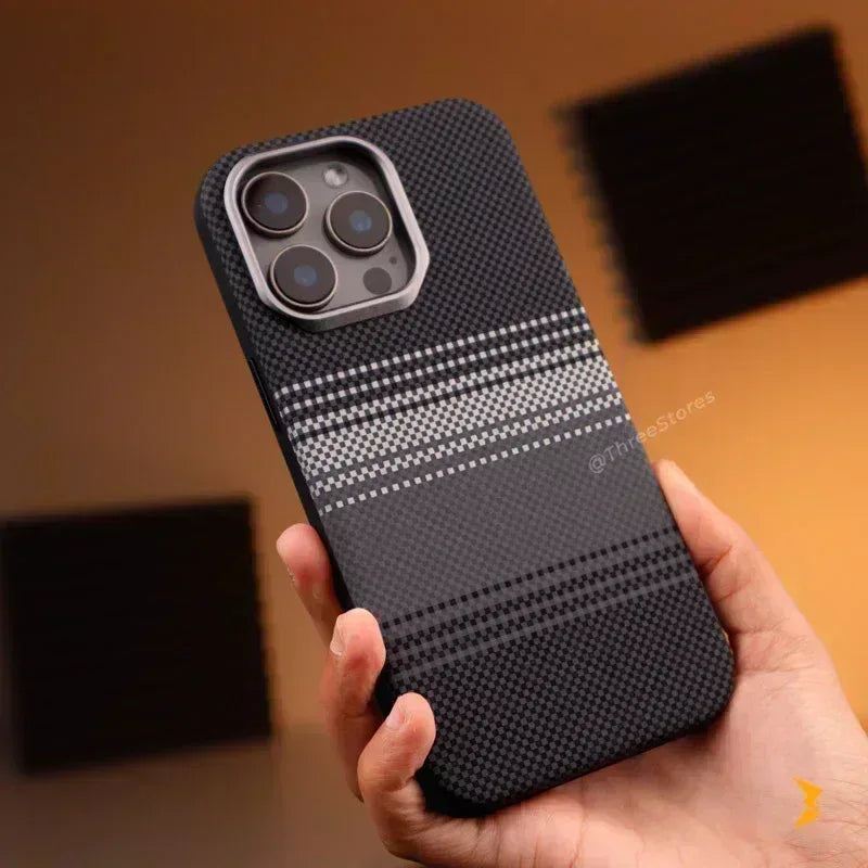 Face-off Transparent Magsafe Case iPhone 12 Pro Max - Three