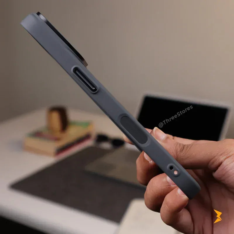 Fashion MagSafe Matte Case iPhone 16 - Three