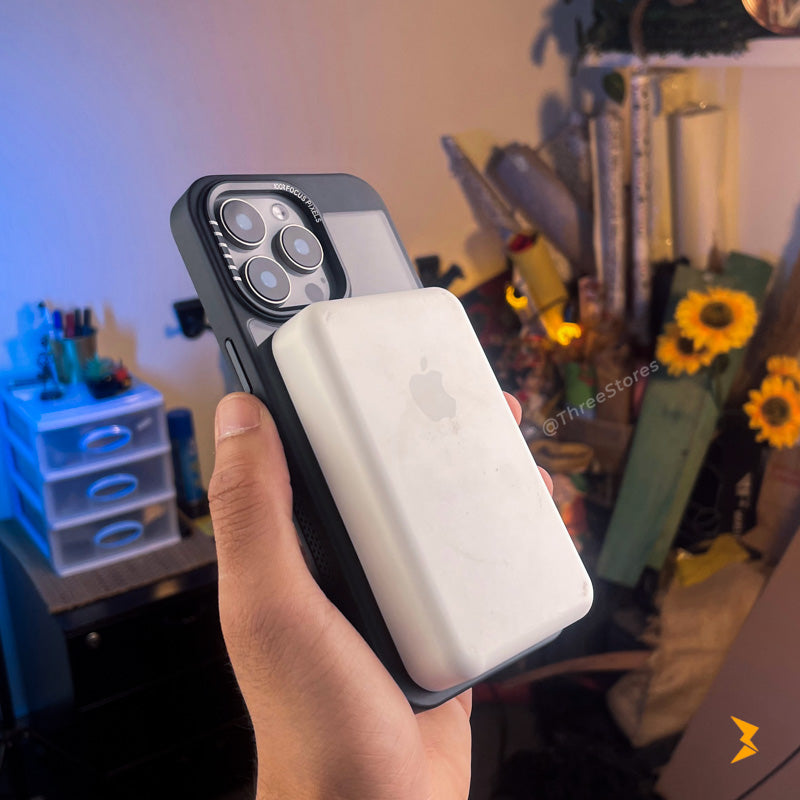 Focus Transparent Magsafe Case iPhone 15 Pro Max