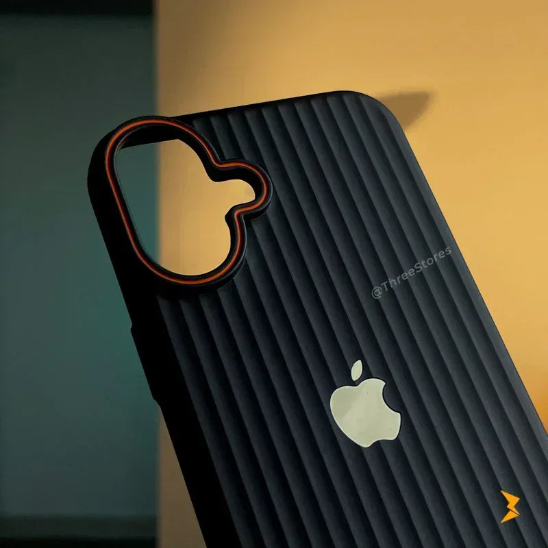 Geometric Stripes Case iPhone 16 Plus - Three