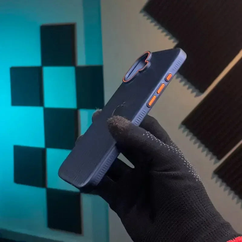 Geometric Stripes Case iPhone 16 Plus - Three