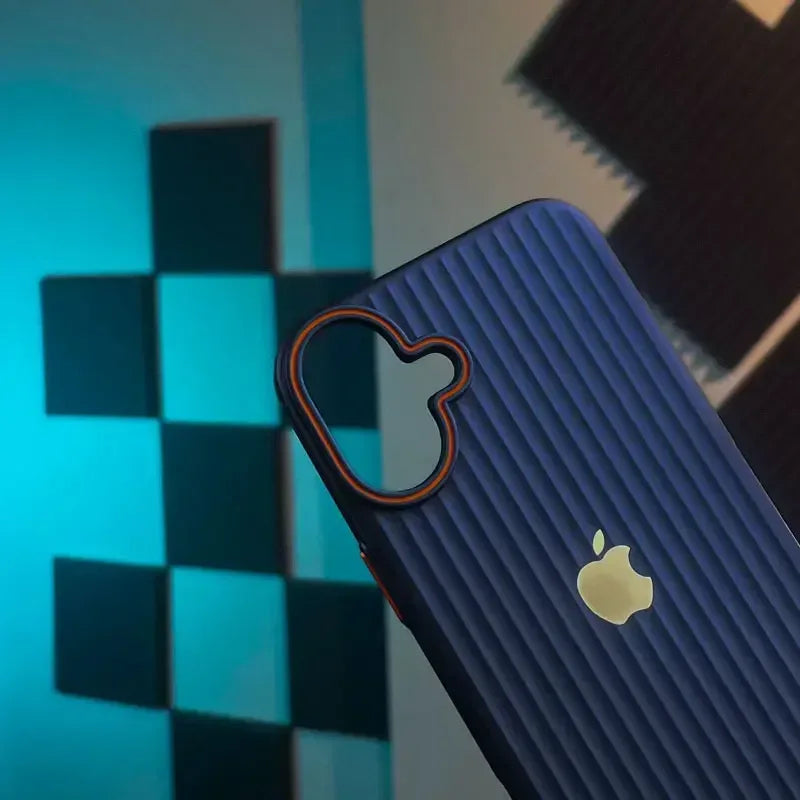 Geometric Stripes Case iPhone 16 Plus - Three