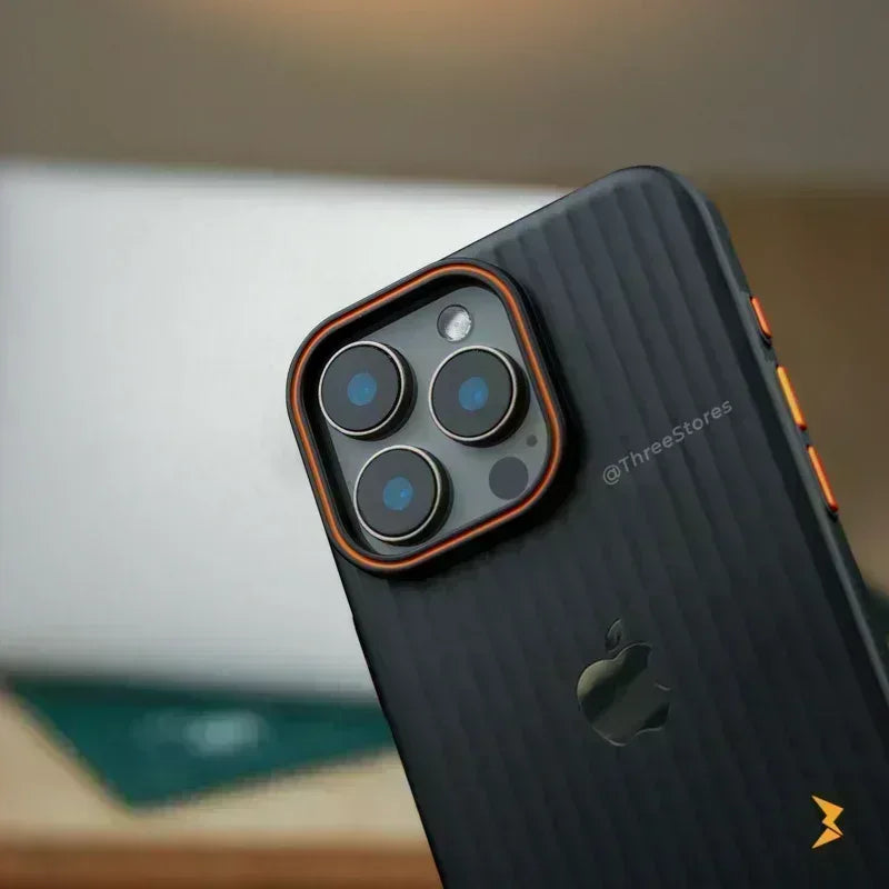 Geometric Stripes Case iPhone 16 Pro Max - Three