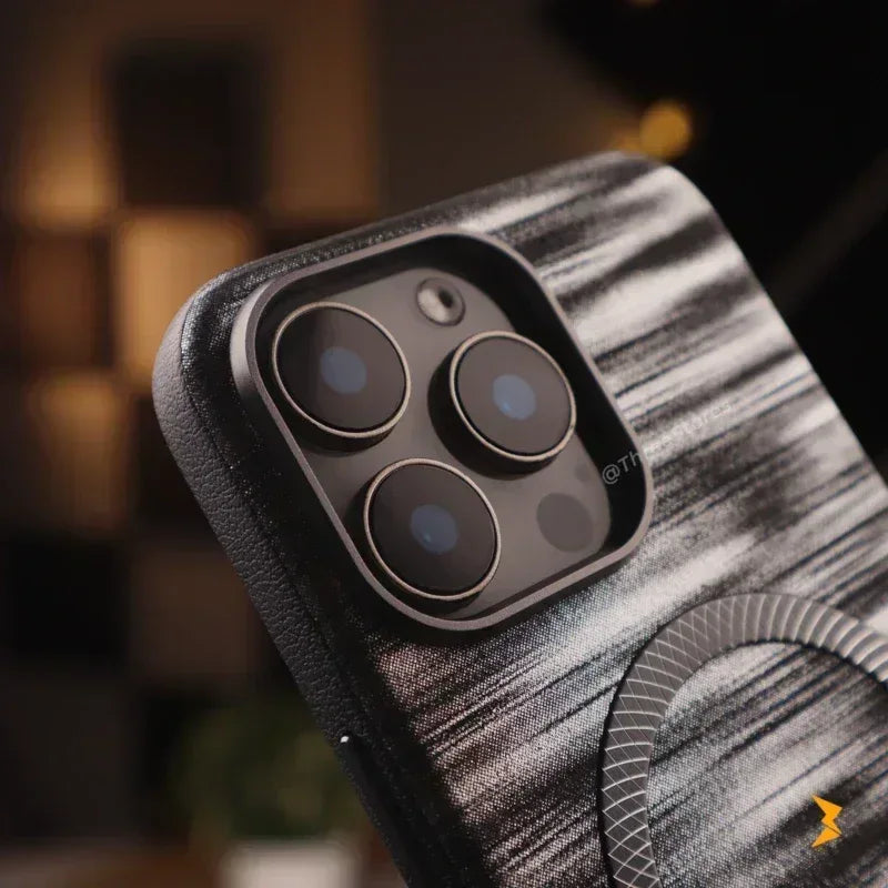 Glimmer Magsafe Case iPhone 16 Pro Max - Three