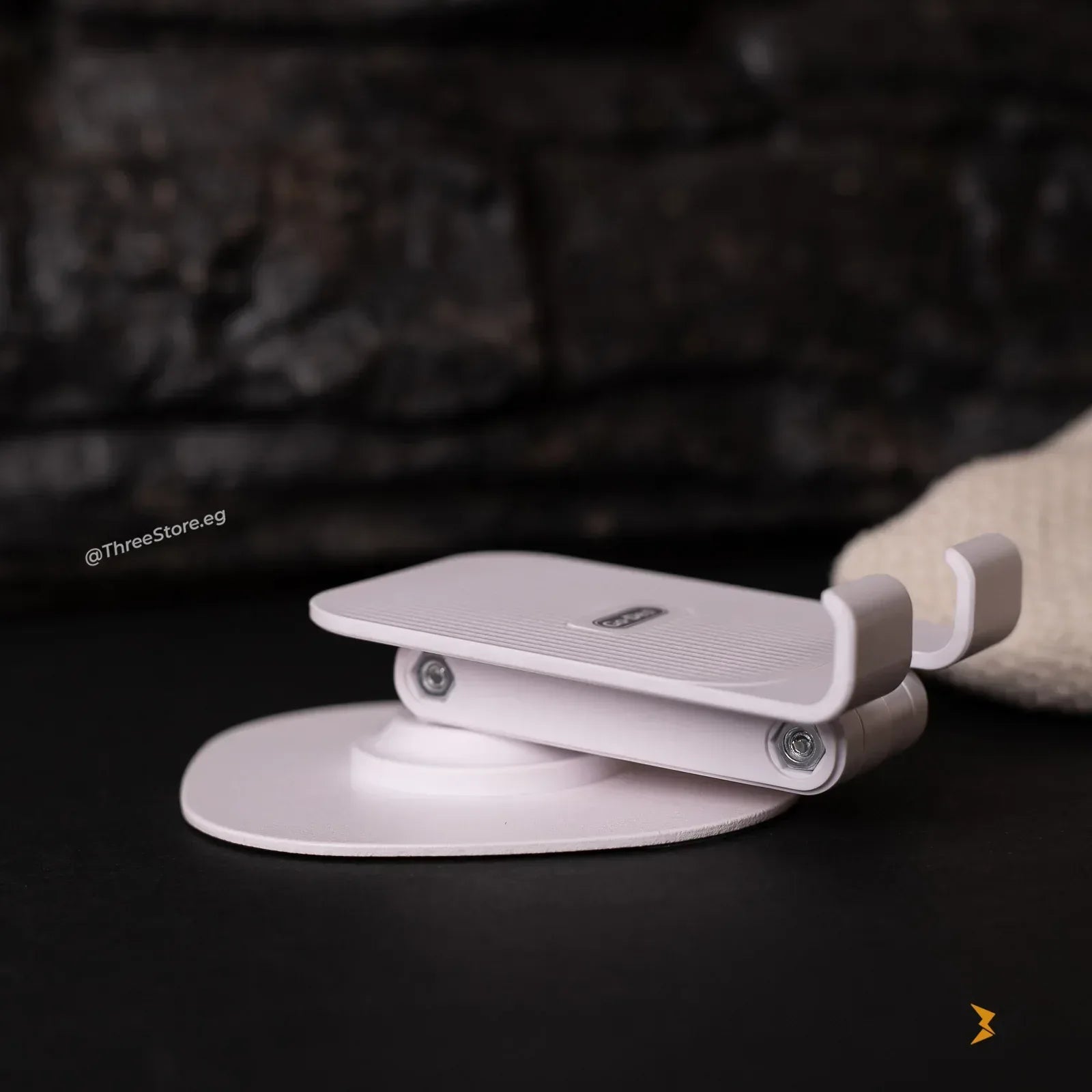 Go-Des Foldable 360° Rotating Metal Stand GD-HD757 - Three