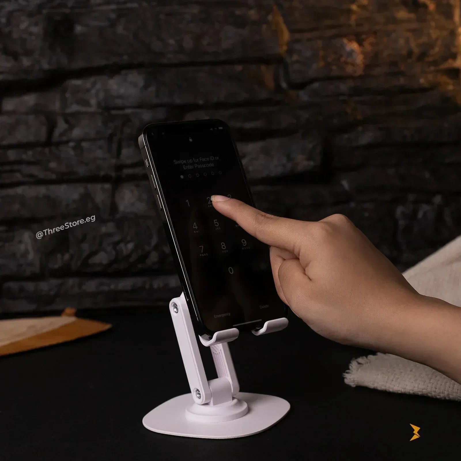 Go-Des Foldable 360° Rotating Metal Stand GD-HD757 - Three