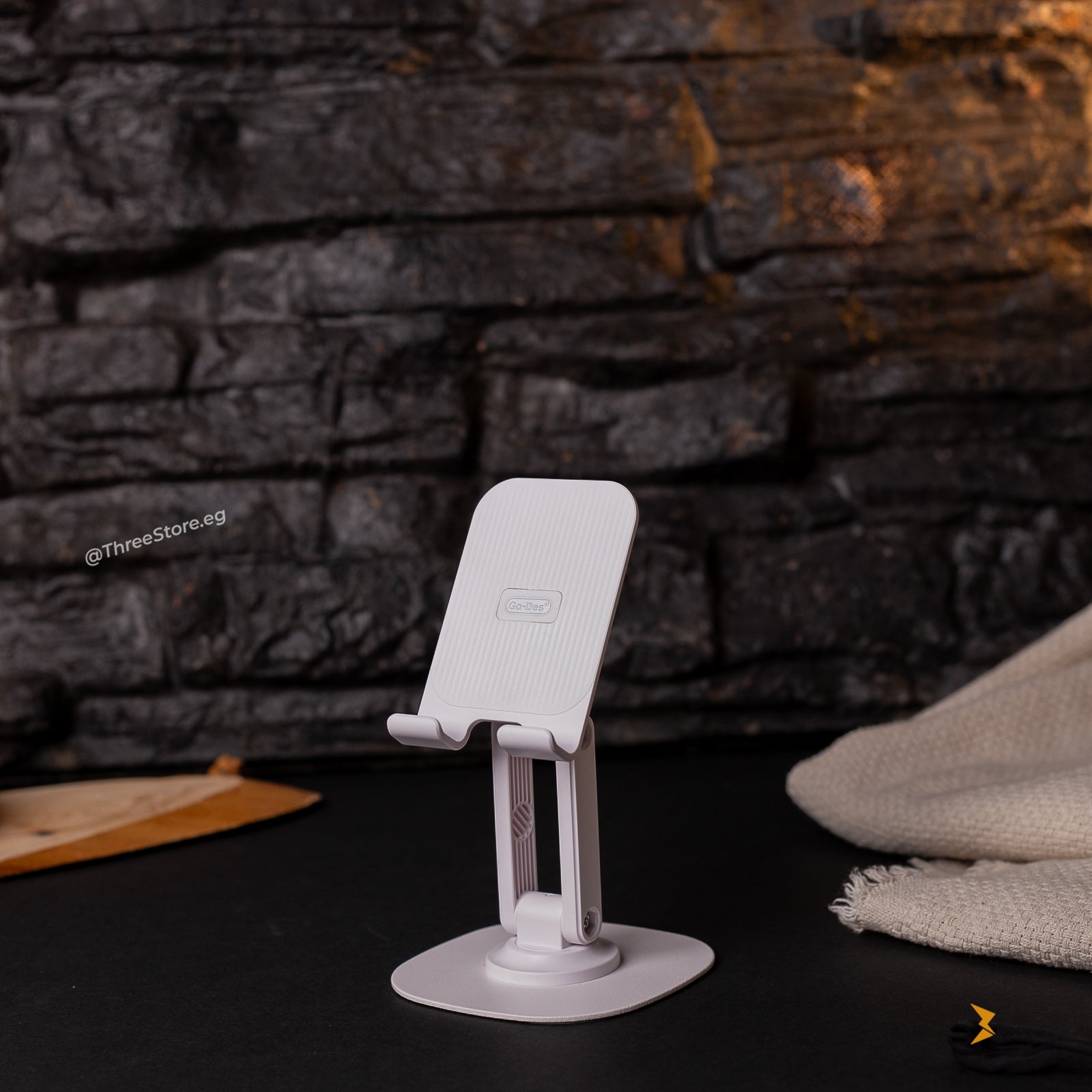 Go-Des Foldable 360° Rotating Metal Stand GD-HD757