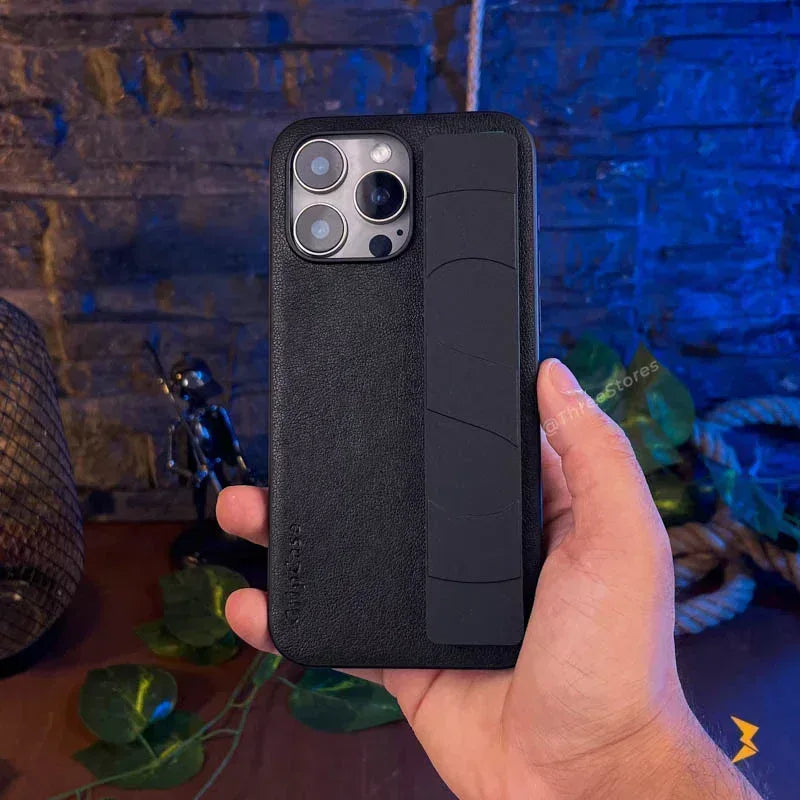 GripCase Slim Wristband Case iPhone 15 Pro Max - Three