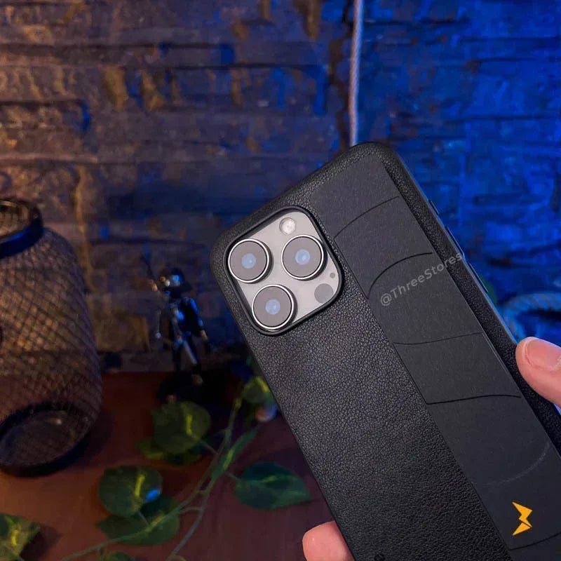 GripCase Slim Wristband Case iPhone 15 Pro Max - Three