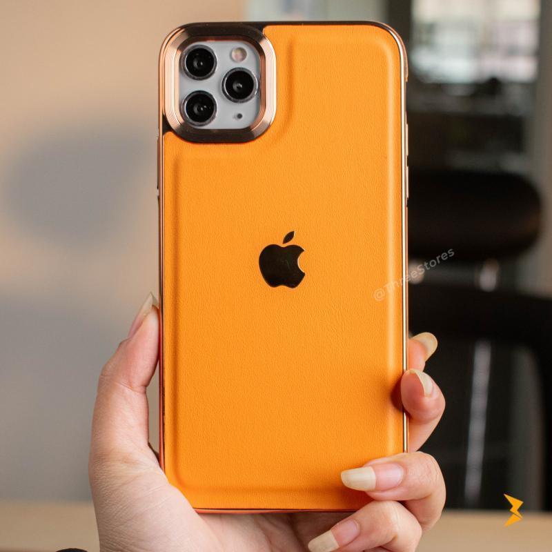 Guardian Leather Case iPhone 14 Pro - Three