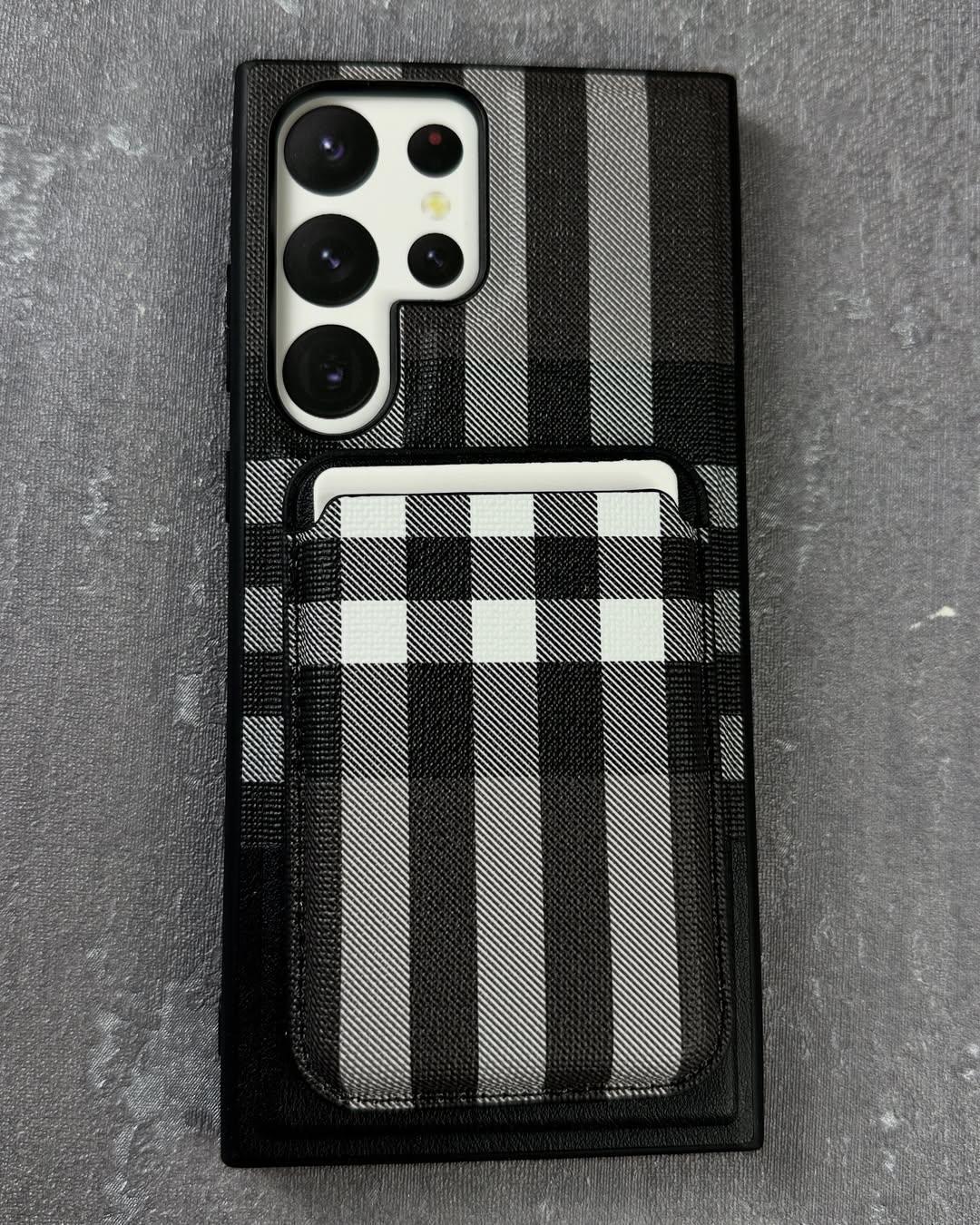 HDD Checks Leather Case Samsung S25 Ultra - Three