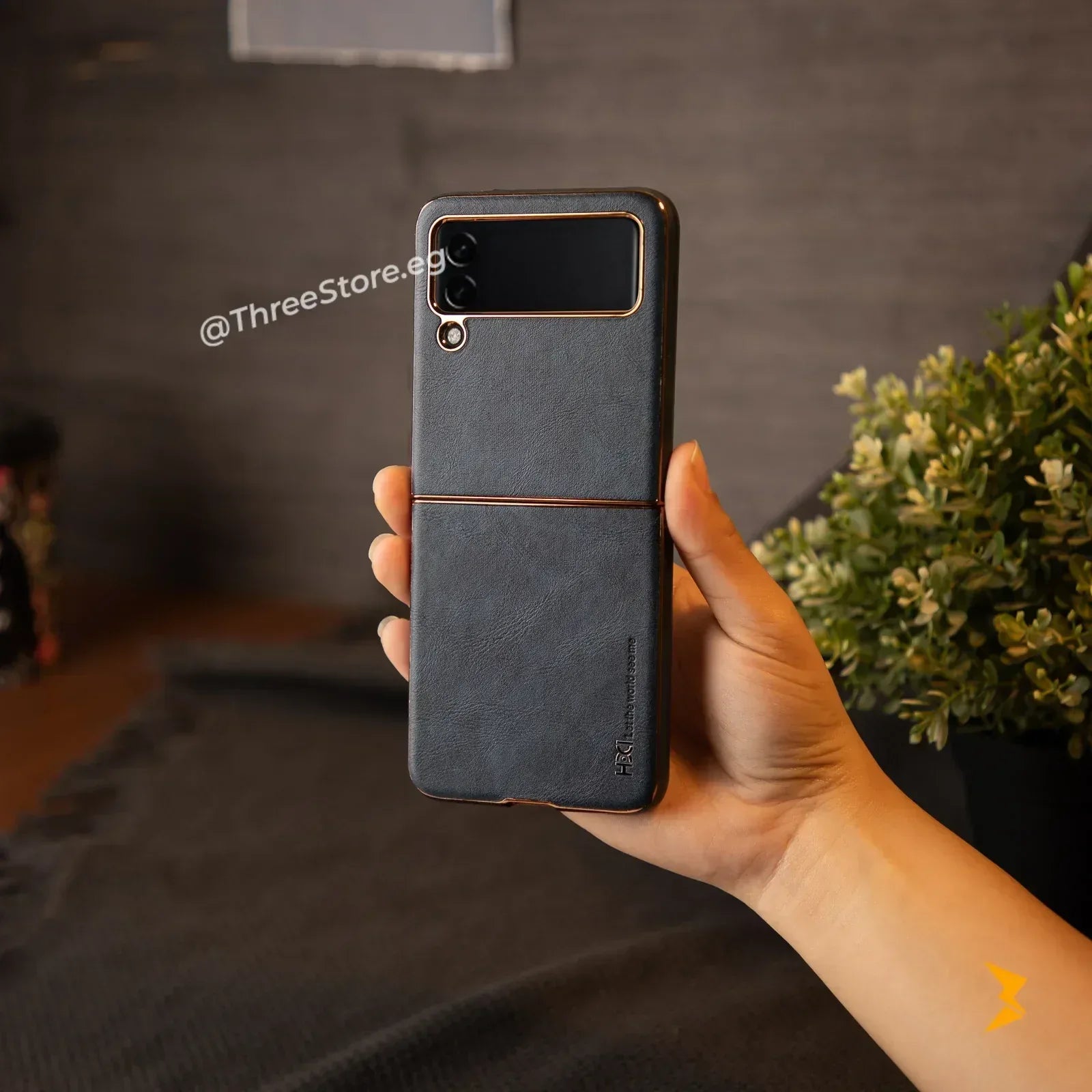 HDD Elegant Leather Case Samsung Z Flip 4 - Three
