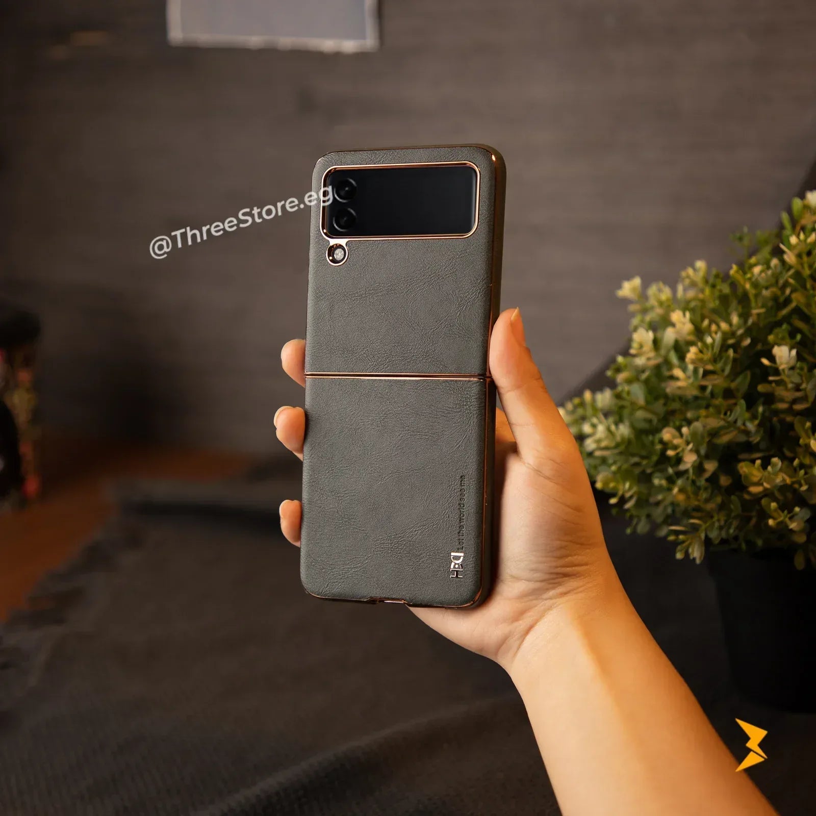 HDD Elegant Leather Case Samsung Z Flip 4 - Three