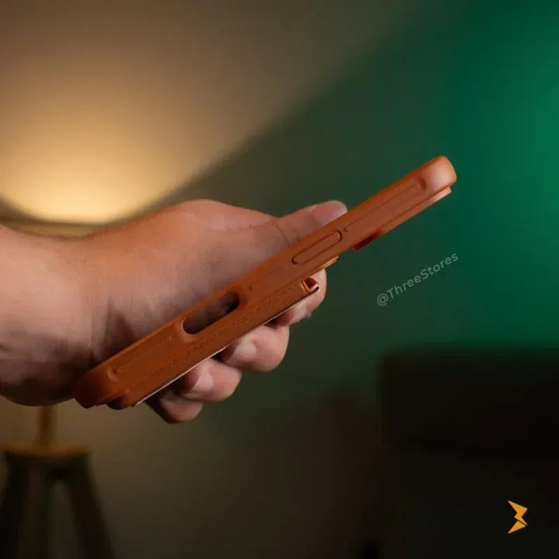 HDD Fionke Stand Leather Case iPhone 16 - Three