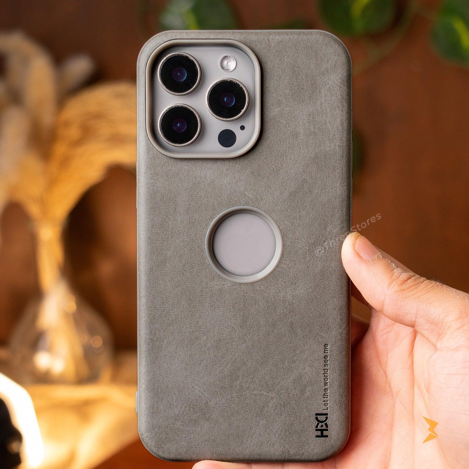 HDD Hole Leather Case iPhone 15 Pro Max - Three