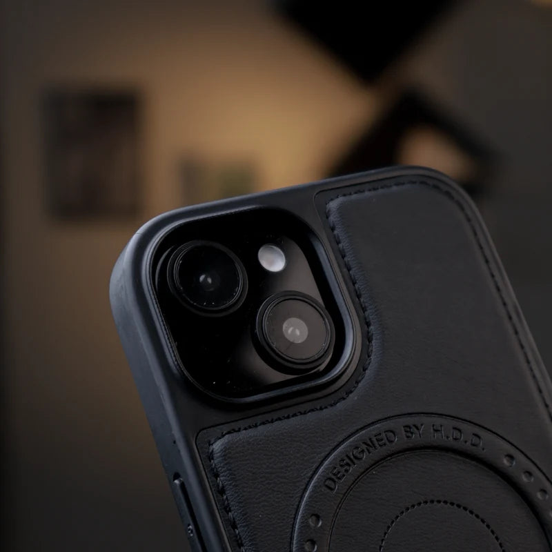 HDD Leather Dots Magsafe Case iPhone 15