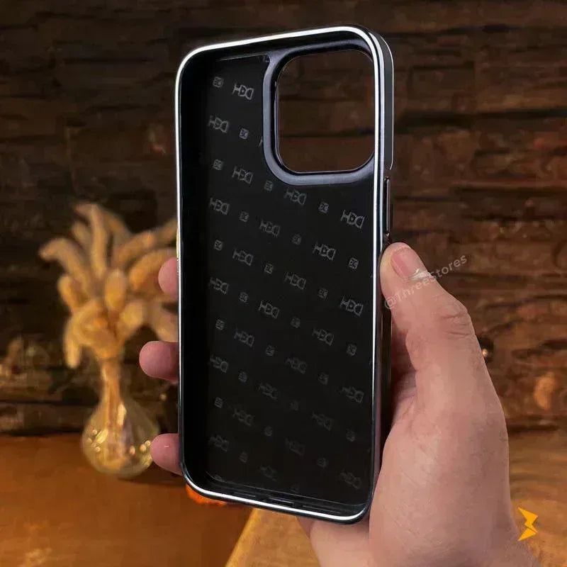 HDD Silver Leather Case iPhone 16 Pro Max - Three