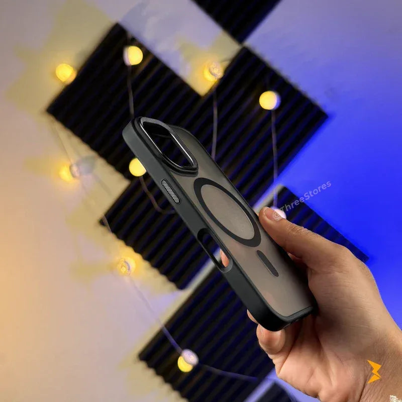 Helens Magsafe Case iPhone 17 - Three