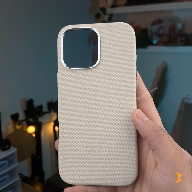 Henks Reptile Skin Case iPhone 15 Pro Max - Three