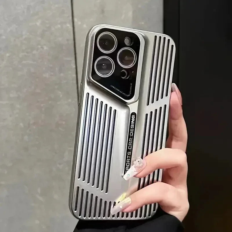 Hollow Back Cooling Case iPhone 16 Pro - Three