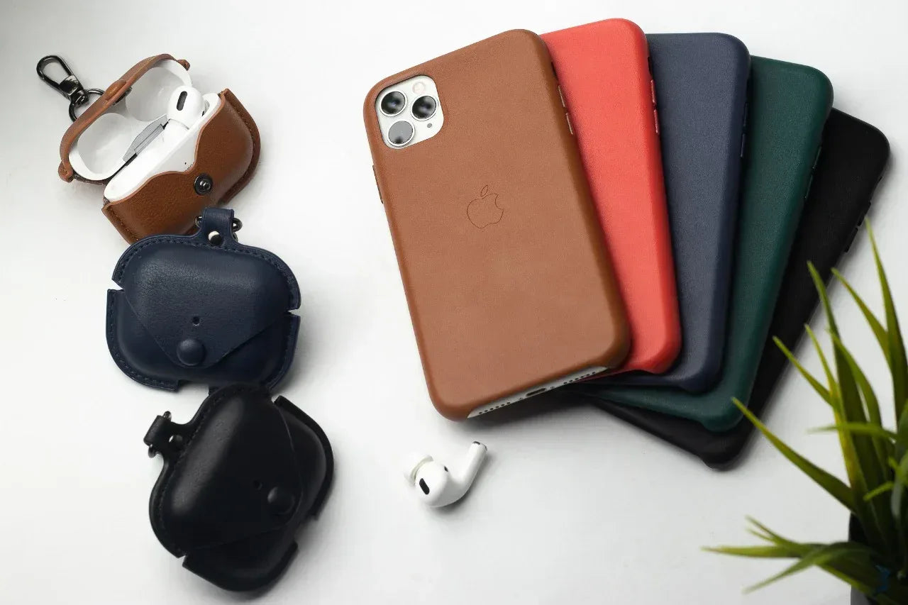 Leather Case iPhone 11 - Three