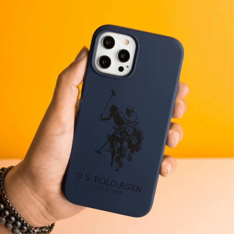 Santa Assn Silicone Case iPhone 12 Pro Max - Three