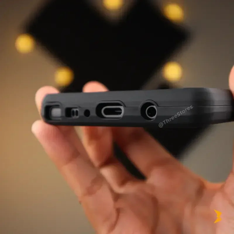 Iron Armor Stand Case Samsung Note 9 - Three