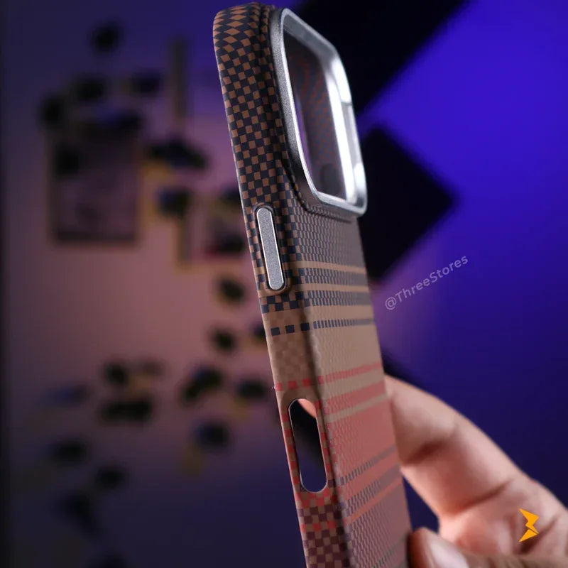 KVZV Graphite Shadow Case iPhone 17 Pro - Three