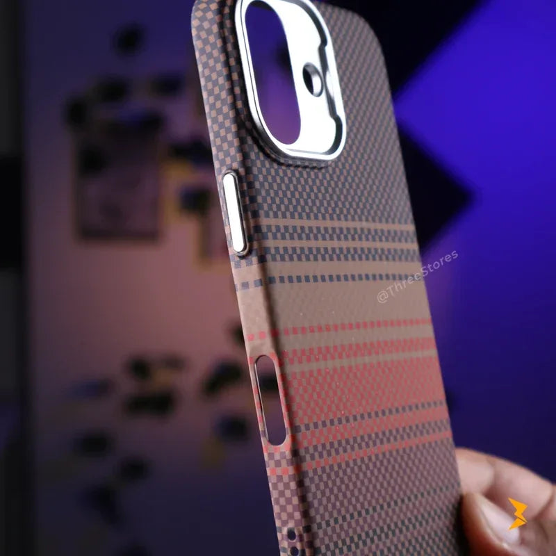 KVZV Graphite Shadow Case iPhone 17 - Three