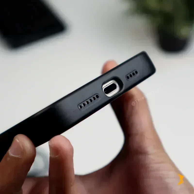 Kadi Smooth Magsafe Case iPhone 16 Pro Max - Three