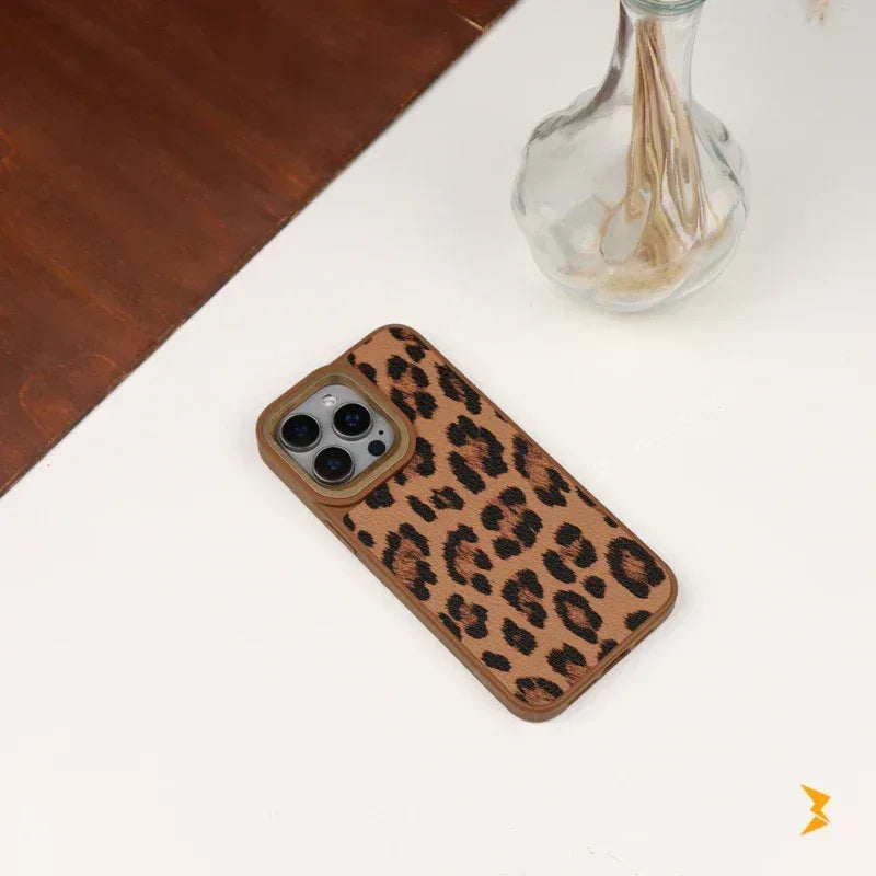 Kajsa Zylen Case iPhone 15 Pro Max - Three